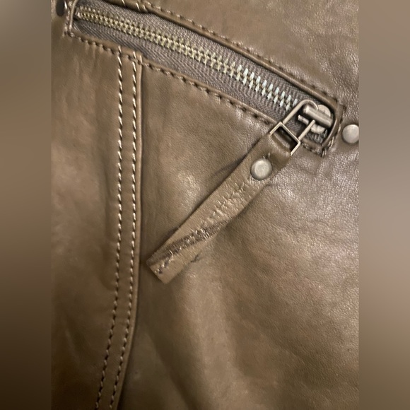 Danier Genuine Leather Insulated Jacket, Removable Fur Trim - Picture 15 of 15